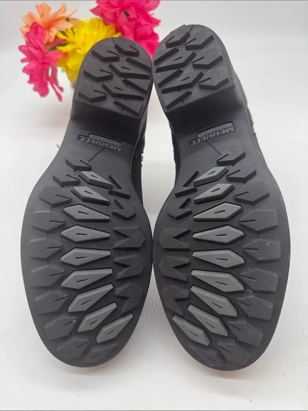 Merrell Black Leather Quilted-Collar Ankle Booties Size 9